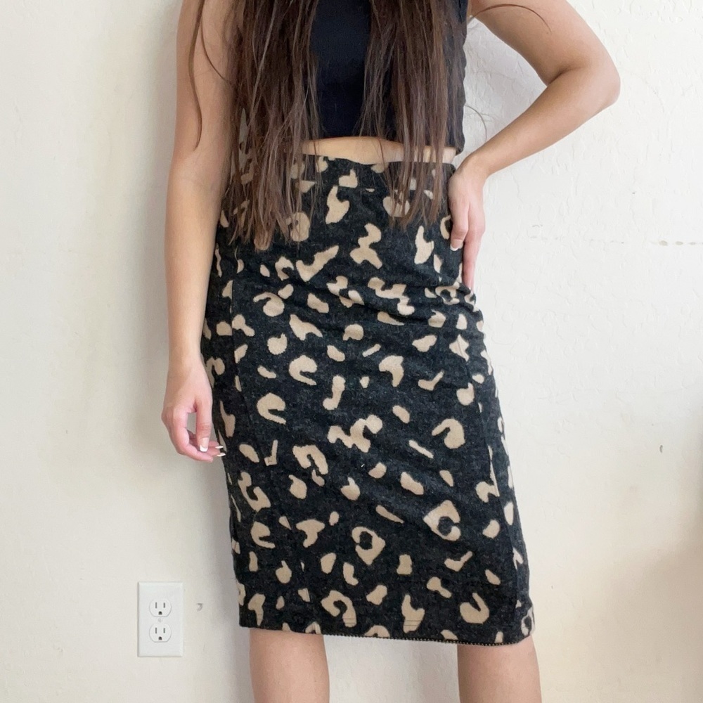 Maeve Black and Beige Leopard Print Pencil Skirt